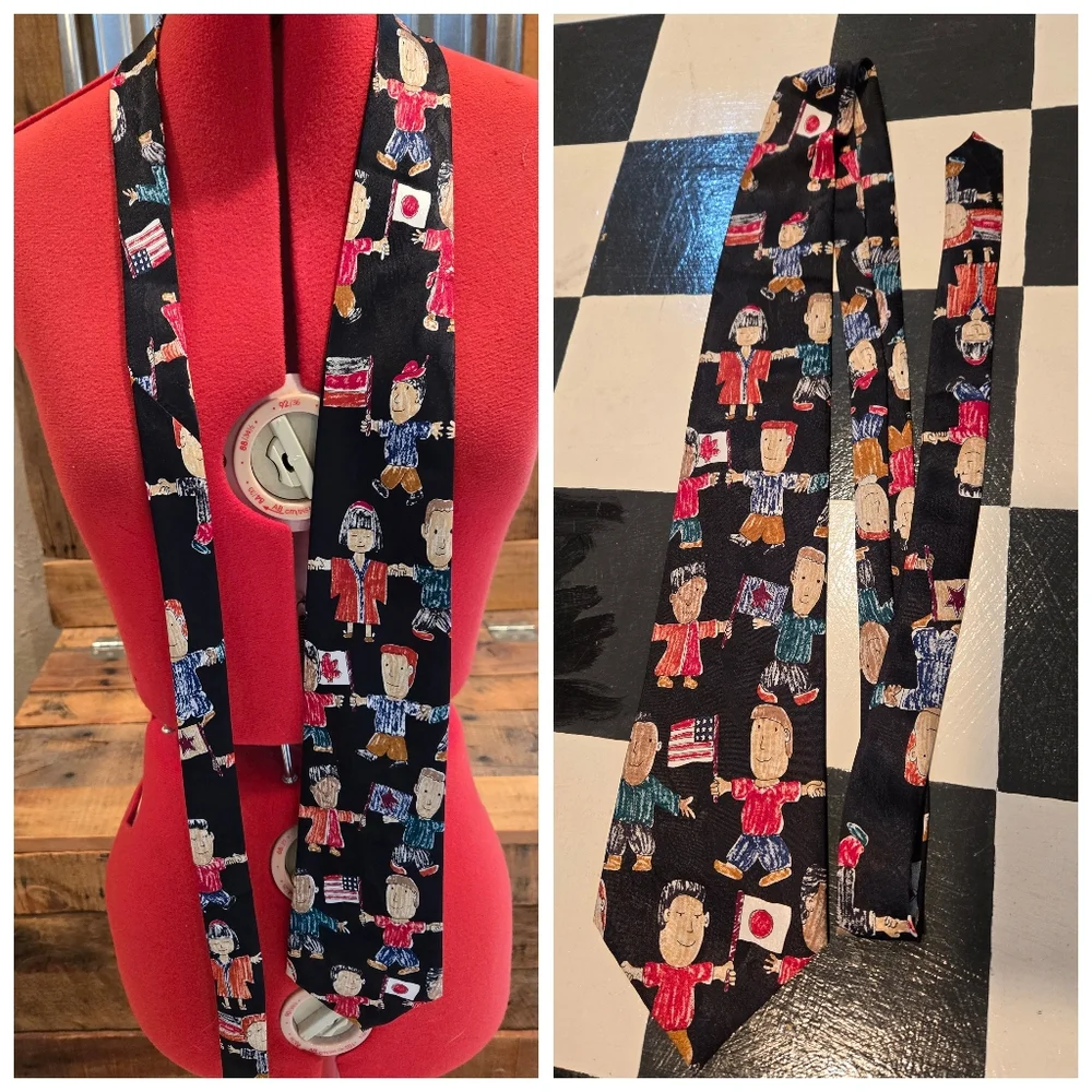 Vtg Necktie Children Across The World Cartoon Kids Renaissance